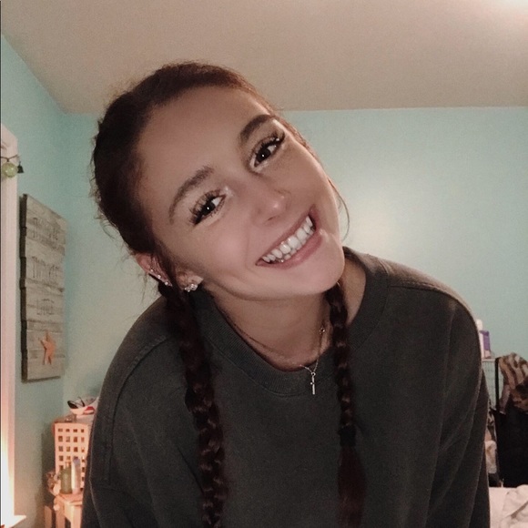 delanieemills